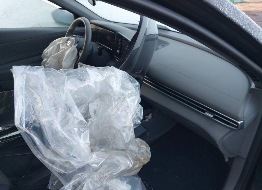 Photo 5 of 2021 Hyundai Elantra SEL (VIN 5NPLN4AG3MH025582)