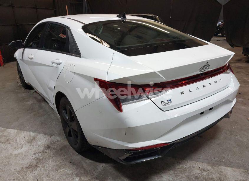 Photo 3 of 2022 Hyundai Elantra SEL (VIN 5NPLN4AG3NH067607)