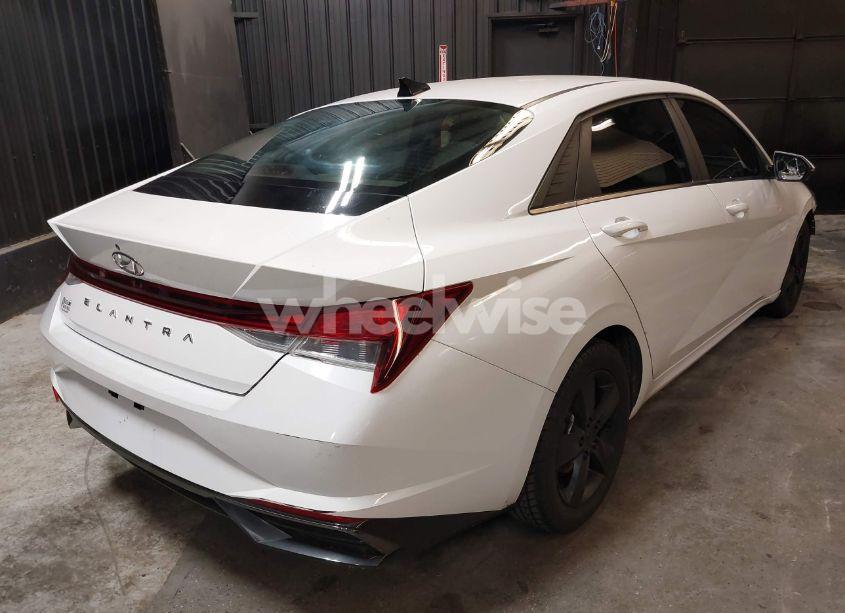 Photo 4 of 2022 Hyundai Elantra SEL (VIN 5NPLN4AG3NH067607)