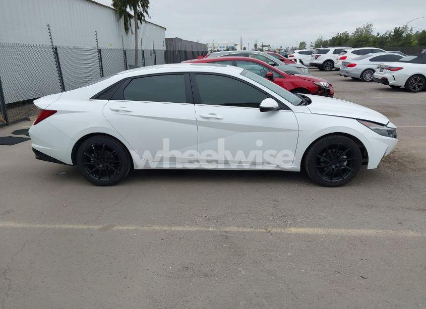 Photo 13 of 2022 Hyundai Elantra SEL (VIN 5NPLN4AG3NH074525)