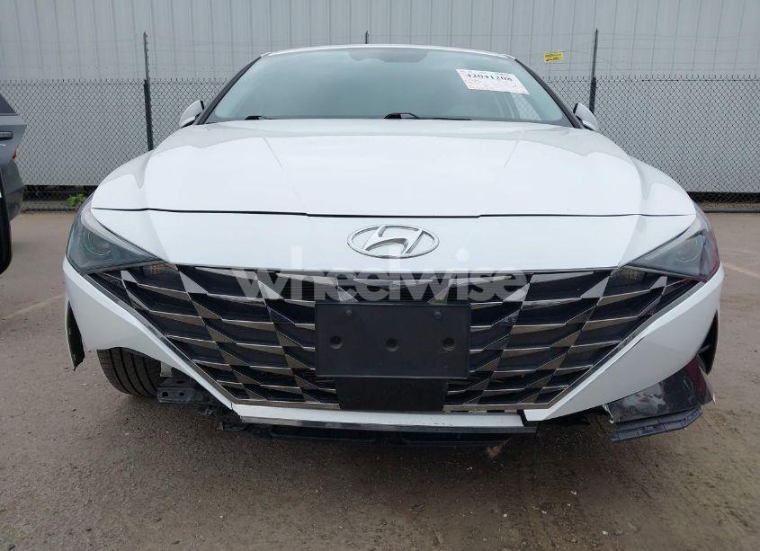 Photo 6 of 2022 Hyundai Elantra SEL (VIN 5NPLN4AG3NH074525)