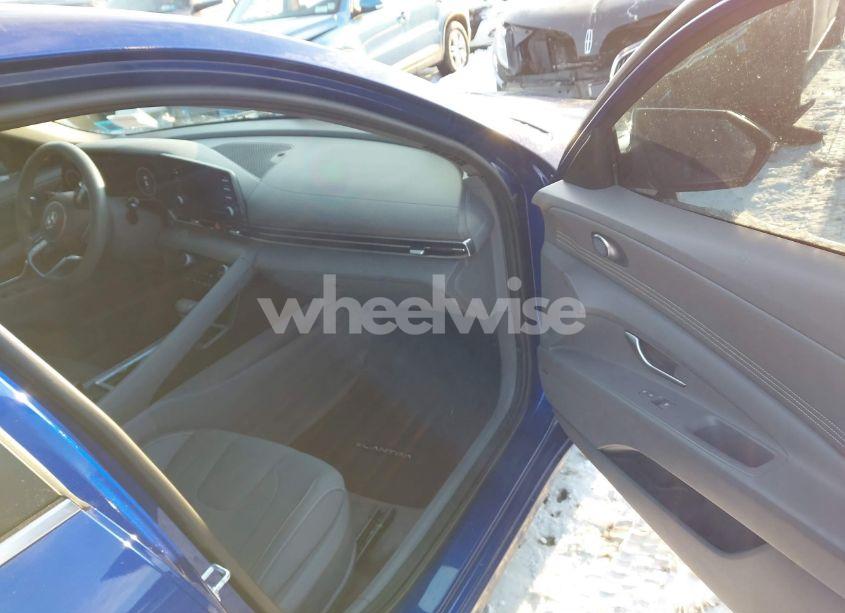 Photo 5 of 2021 Hyundai Elantra SEL (VIN 5NPLN4AG6MH011773)