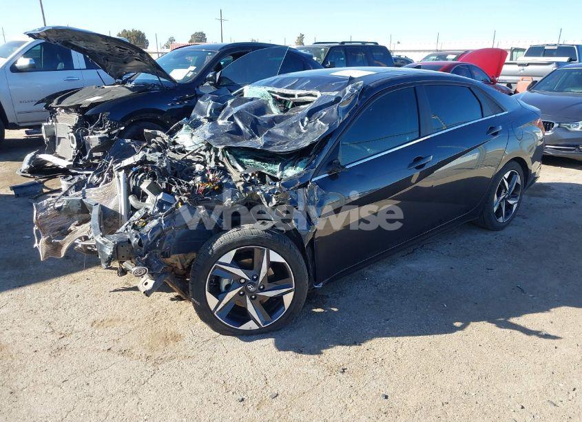Photo 2 of 2022 Hyundai Elantra SEL (VIN 5NPLN4AG8NH066906)