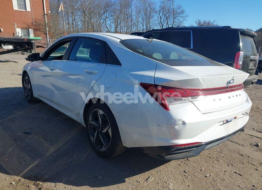 Photo 3 of 2021 Hyundai Elantra SEL (VIN 5NPLN4AG9MH042483)