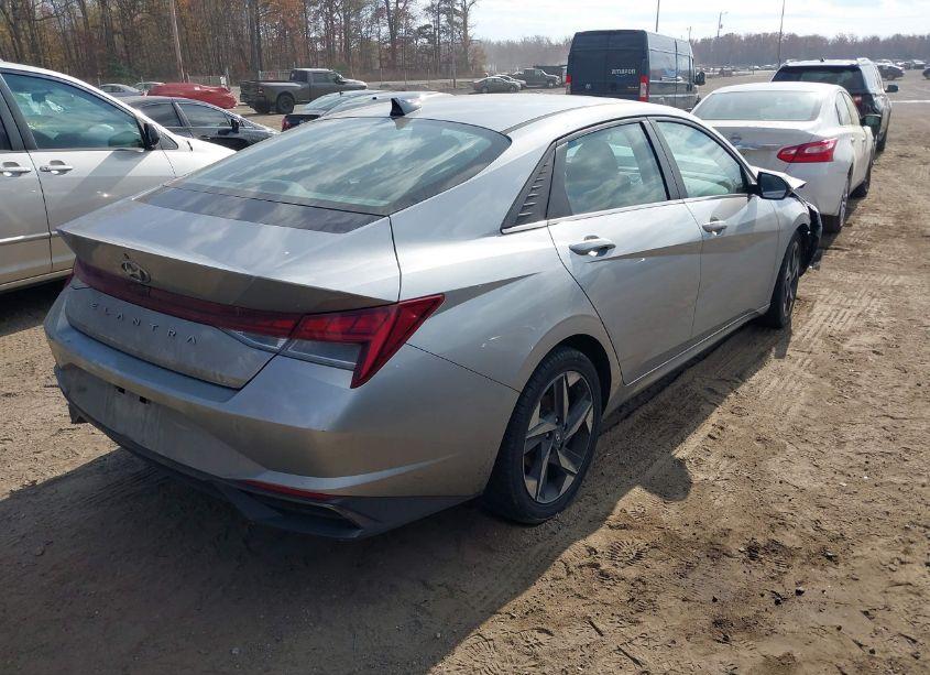 Photo 4 of 2021 Hyundai Elantra SEL (VIN 5NPLN4AGXMH028639)