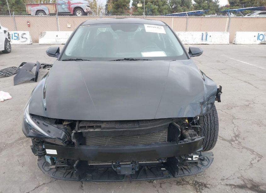 Photo 13 of 2021 Hyundai Elantra LIMITED (VIN 5NPLP4AG0MH024013)