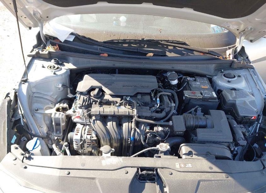 Photo 10 of 2023 Hyundai Elantra LIMITED (VIN 5NPLP4AG7PH118300)