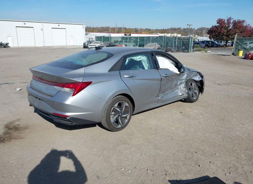 Photo 4 of 2023 Hyundai Elantra LIMITED (VIN 5NPLP4AG7PH118300)