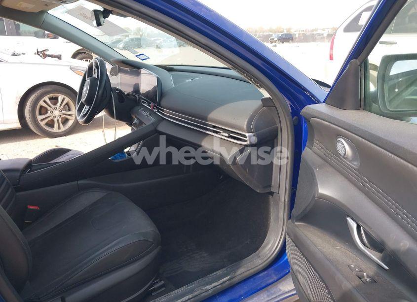 Photo 5 of 2023 Hyundai Elantra LIMITED (VIN 5NPLP4AG9PH114779)