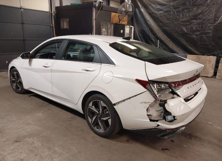 Photo 3 of 2022 Hyundai Elantra LIMITED (VIN 5NPLP4AGXNH070076)