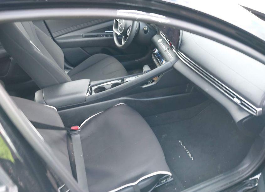 Photo 5 of 2023 Hyundai Elantra SEL (VIN 5NPLS4AG0PH118525)