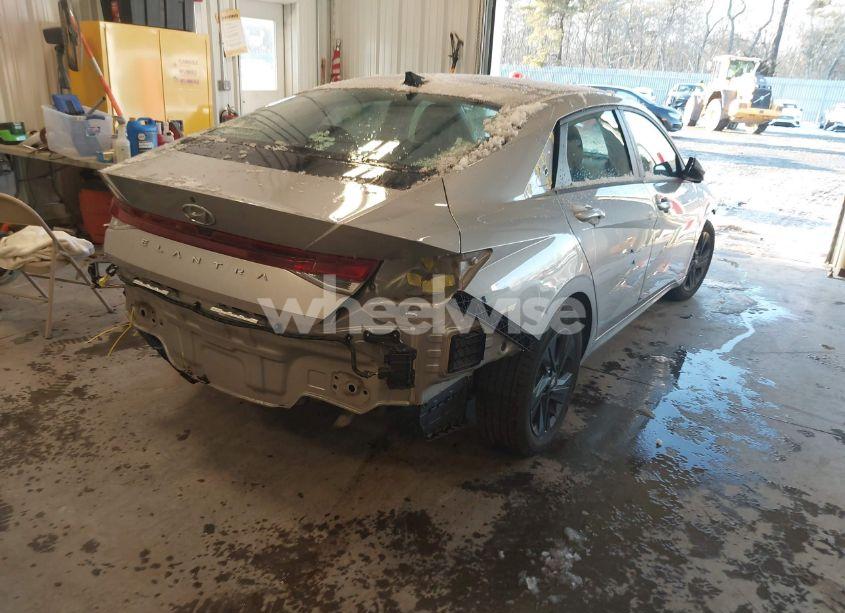 Photo 4 of 2021 Hyundai Elantra SEL (VIN 5NPLS4AG2MH005994)