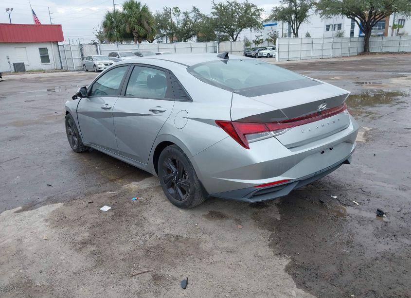 Photo 3 of 2021 Hyundai Elantra SEL (VIN 5NPLS4AG2MH051972)