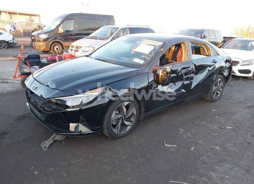 Photo 2 of 2023 Hyundai Elantra SEL (VIN 5NPLS4AG2PH105596)