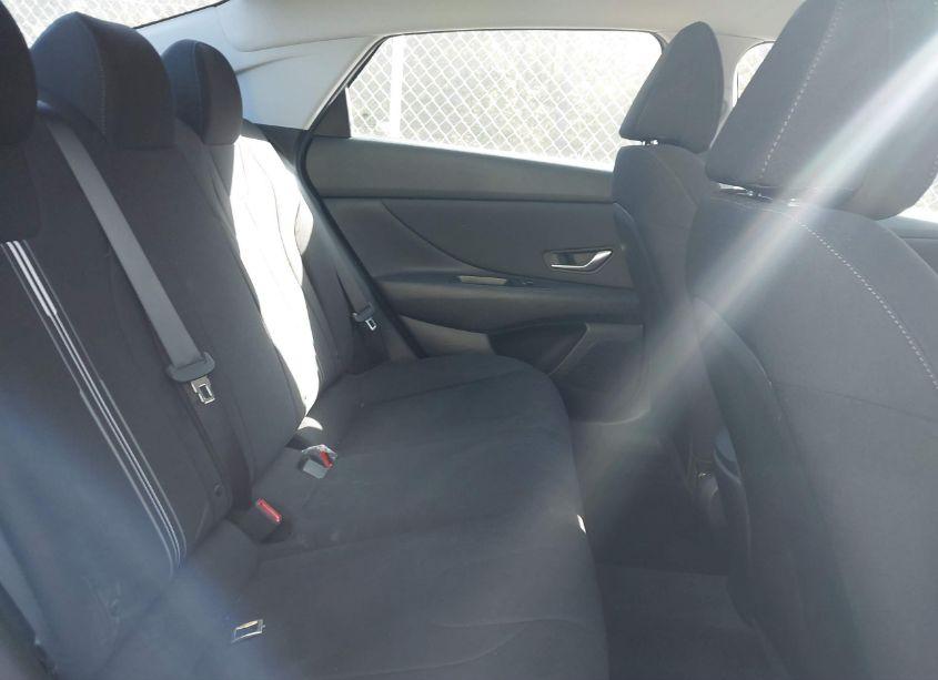 Photo 8 of 2022 Hyundai Elantra SEL (VIN 5NPLS4AG3NH086926)