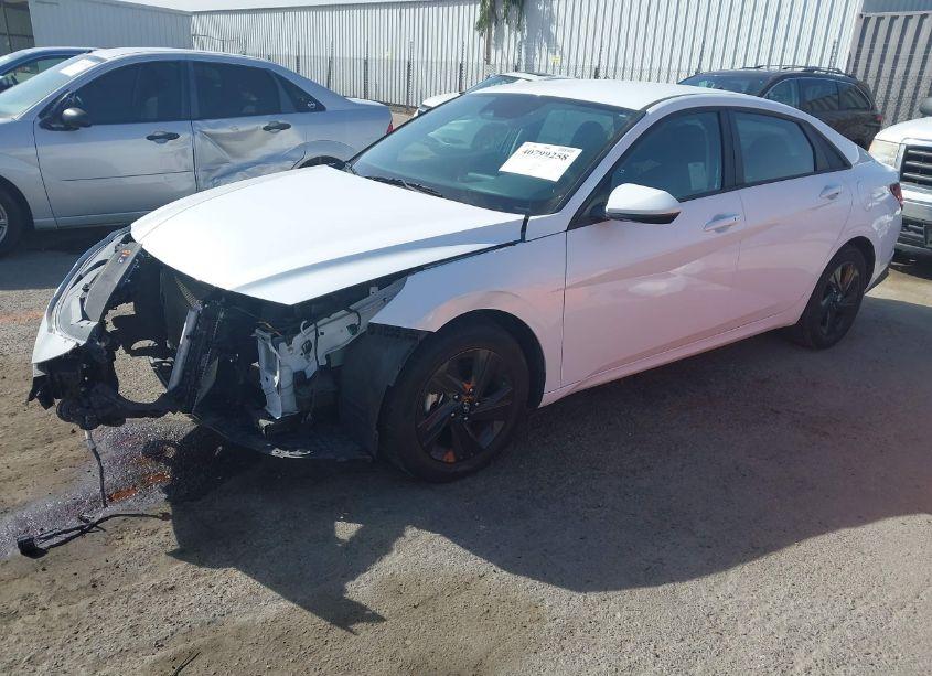 Photo 2 of 2021 Hyundai Elantra SEL (VIN 5NPLS4AG4MH042299)