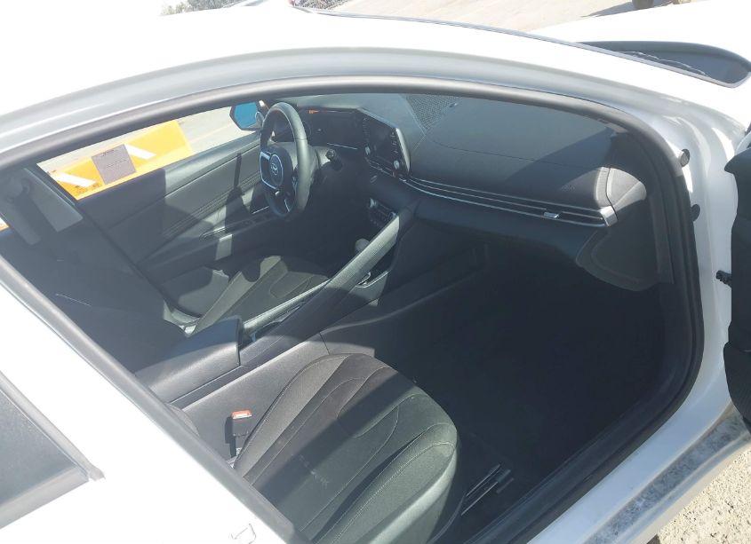 Photo 5 of 2021 Hyundai Elantra SEL (VIN 5NPLS4AG4MH042299)