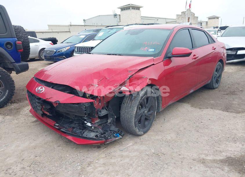 Photo 2 of 2022 Hyundai Elantra SEL (VIN 5NPLS4AG4NH064630)