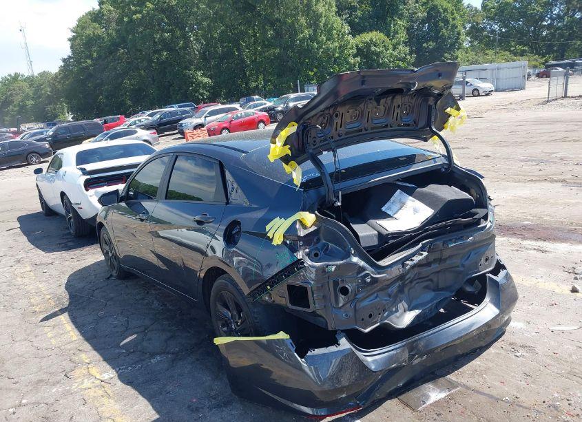 Photo 3 of 2021 Hyundai Elantra SEL (VIN 5NPLS4AG5MH028069)