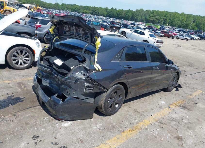 Photo 4 of 2021 Hyundai Elantra SEL (VIN 5NPLS4AG5MH028069)