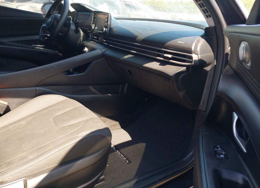 Photo 5 of 2021 Hyundai Elantra SEL (VIN 5NPLS4AG5MH028069)