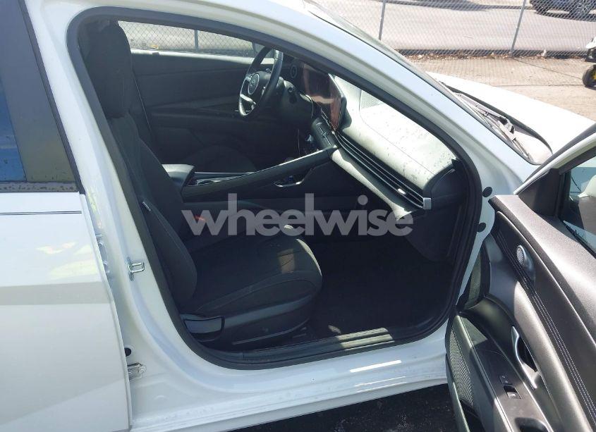 Photo 5 of 2023 Hyundai Elantra SEL (VIN 5NPLS4AG5PH088017)