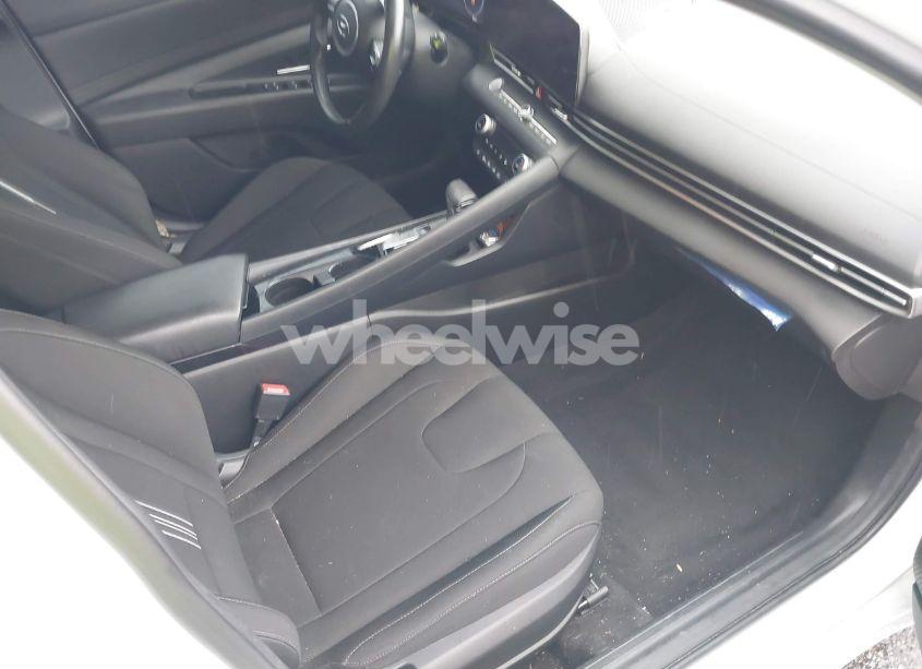 Photo 5 of 2023 Hyundai Elantra SEL (VIN 5NPLS4AG5PH090737)