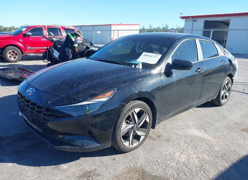 Photo 2 of 2023 Hyundai Elantra SEL (VIN 5NPLS4AG5PH111036)