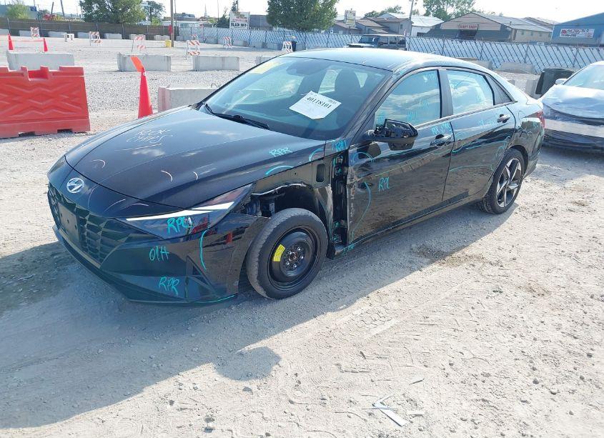 Photo 2 of 2023 Hyundai Elantra SEL (VIN 5NPLS4AG5PH112204)