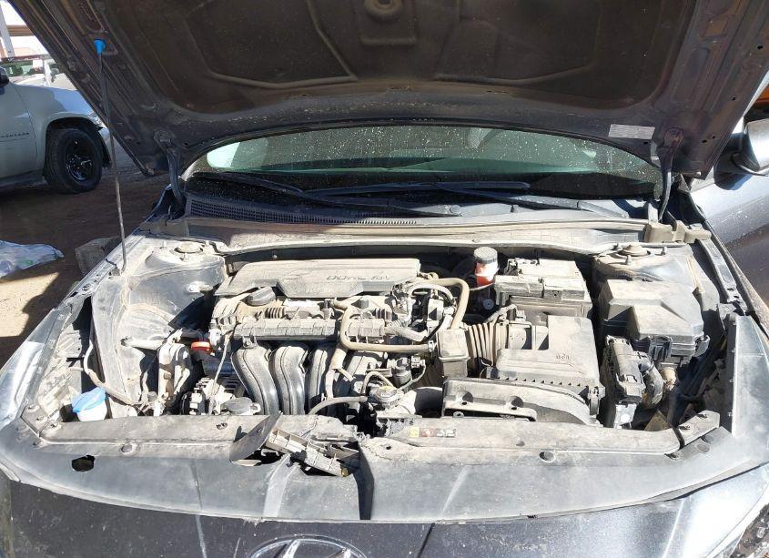 Photo 10 of 2021 Hyundai Elantra SEL (VIN 5NPLS4AG6MH003844)