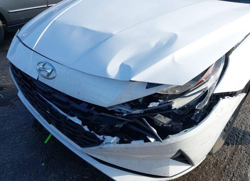 Photo 6 of 2022 Hyundai Elantra SEL (VIN 5NPLS4AG6NH079940)