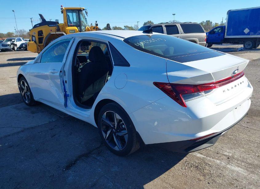 Photo 3 of 2023 Hyundai Elantra SEL (VIN 5NPLS4AG6PH091055)