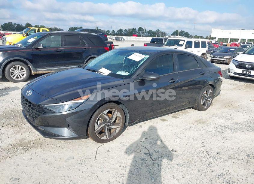 Photo 2 of 2023 Hyundai Elantra SEL (VIN 5NPLS4AG6PH105729)