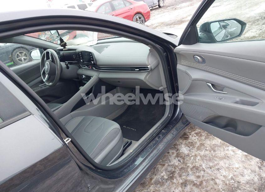 Photo 5 of 2021 Hyundai Elantra SEL (VIN 5NPLS4AG7MH017073)