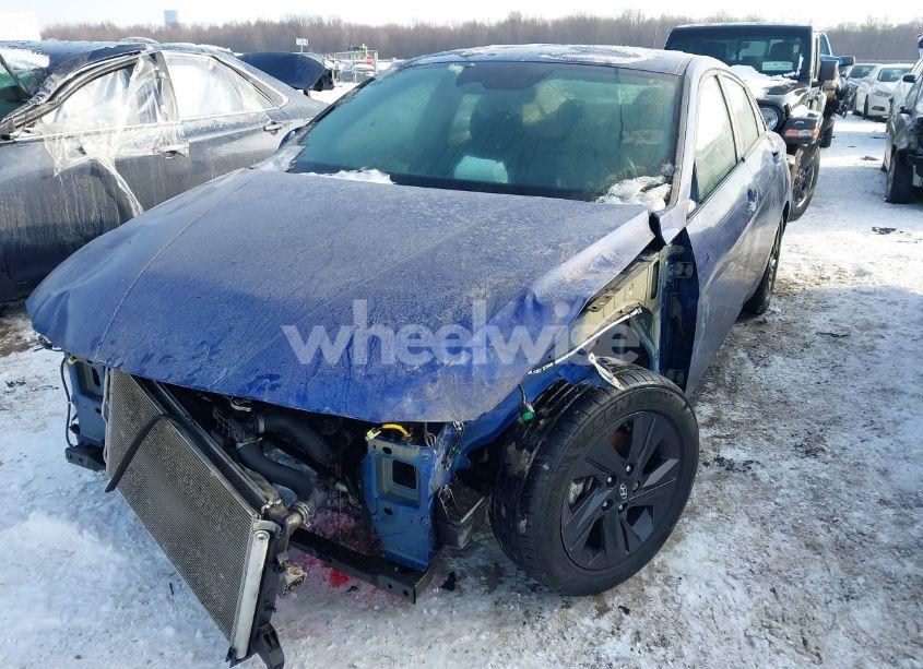 Photo 2 of 2022 Hyundai Elantra SEL (VIN 5NPLS4AG7NH059387)