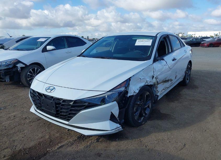 Photo 2 of 2023 Hyundai Elantra SEL (VIN 5NPLS4AG7PH098032)