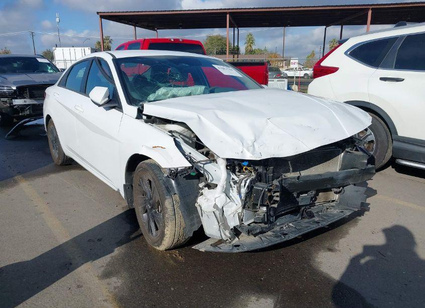 2022 Hyundai Elantra SEL (VIN 5NPLS4AG8NH056790) main photo