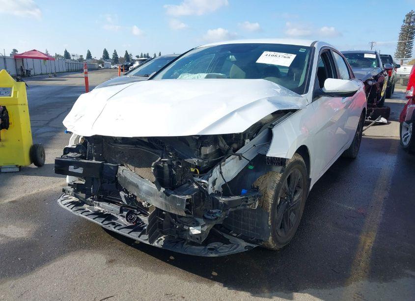 Photo 2 of 2022 Hyundai Elantra SEL (VIN 5NPLS4AG8NH056790)