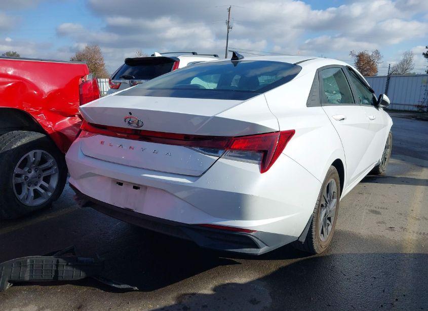 Photo 4 of 2022 Hyundai Elantra SEL (VIN 5NPLS4AG8NH056790)