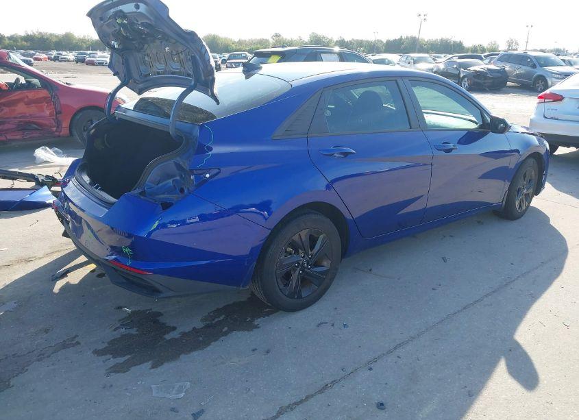Photo 4 of 2022 Hyundai Elantra SEL (VIN 5NPLS4AG8NH061018)