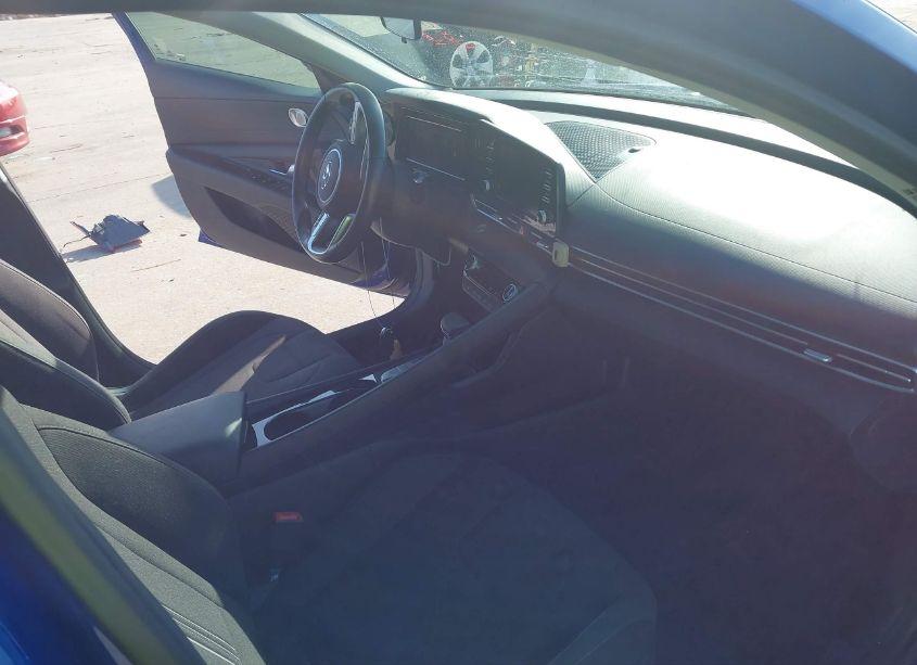 Photo 5 of 2022 Hyundai Elantra SEL (VIN 5NPLS4AG8NH061018)