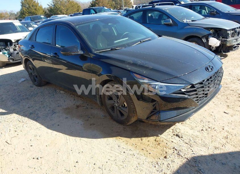 2022 Hyundai Elantra SEL (VIN 5NPLS4AG8NH086713) main photo