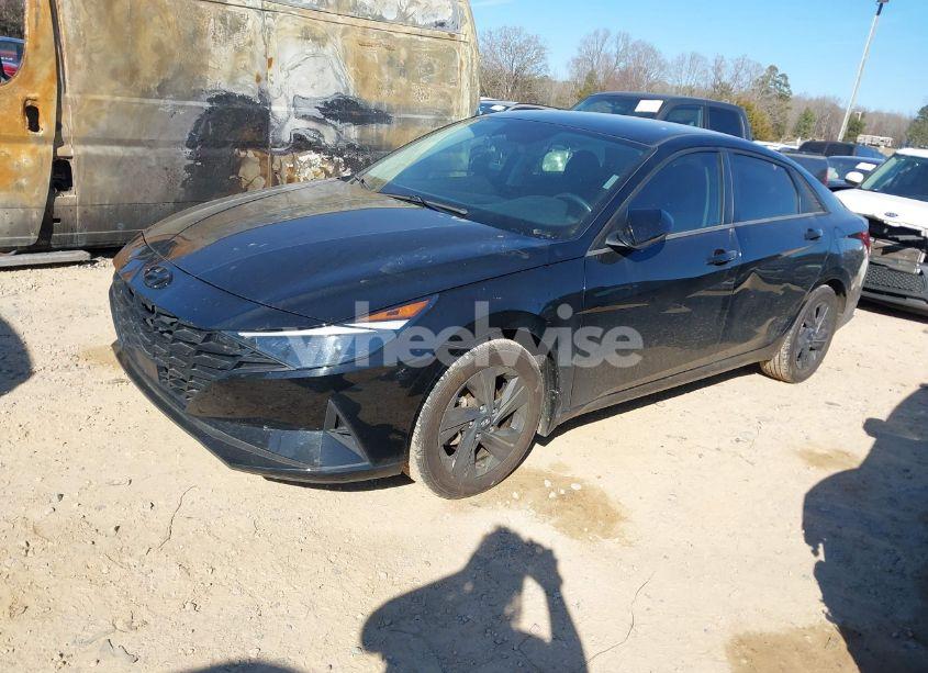Photo 2 of 2022 Hyundai Elantra SEL (VIN 5NPLS4AG8NH086713)