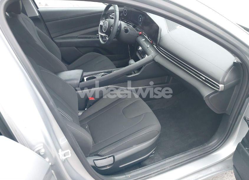 Photo 5 of 2023 Hyundai Elantra SEL (VIN 5NPLS4AG8PH098461)