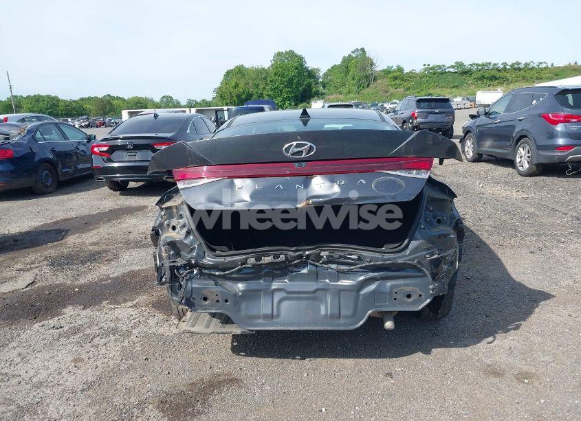 Photo 6 of 2021 Hyundai Elantra SEL (VIN 5NPLS4AG9MH021884)