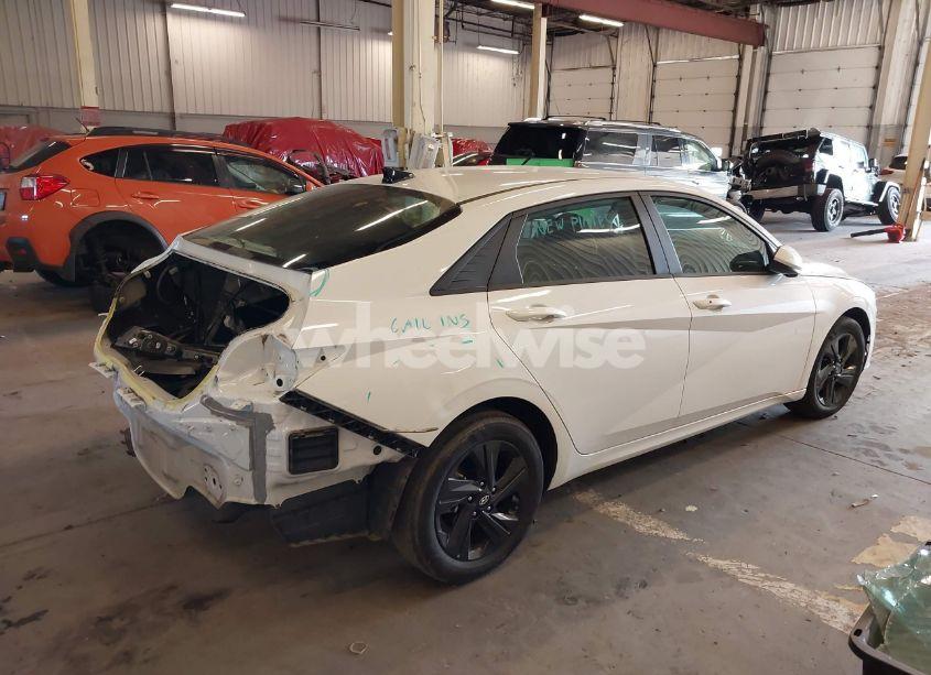 Photo 4 of 2022 Hyundai Elantra SEL (VIN 5NPLS4AG9NH054627)