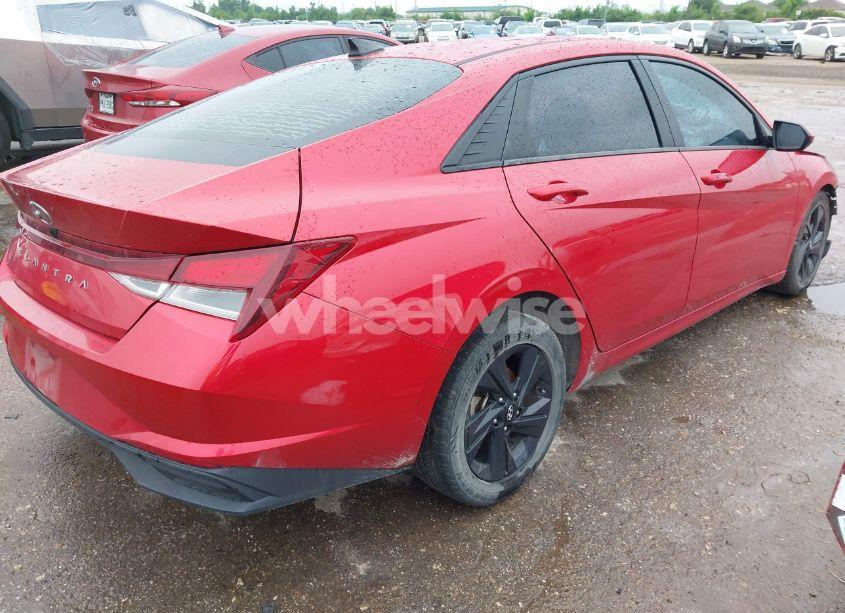Photo 4 of 2022 Hyundai Elantra SEL (VIN 5NPLS4AG9NH059908)