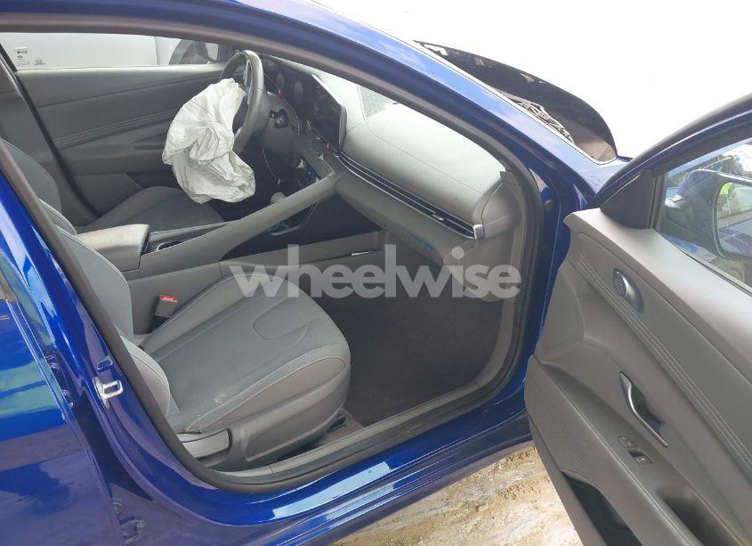 Photo 5 of 2023 Hyundai Elantra SEL (VIN 5NPLS4AG9PH099652)