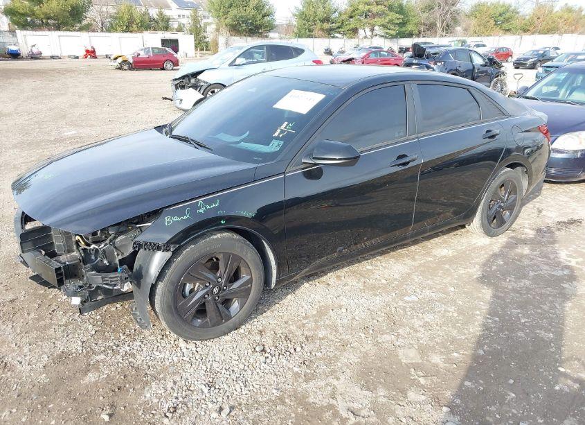 Photo 2 of 2021 Hyundai Elantra SEL (VIN 5NPLS4AGXMH006598)