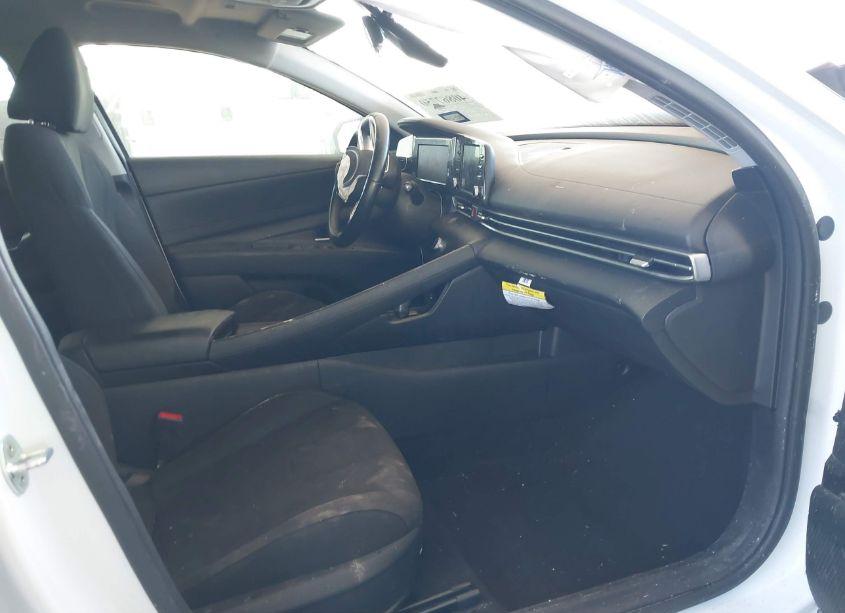 Photo 5 of 2021 Hyundai Elantra SEL (VIN 5NPLS4AGXMH030920)
